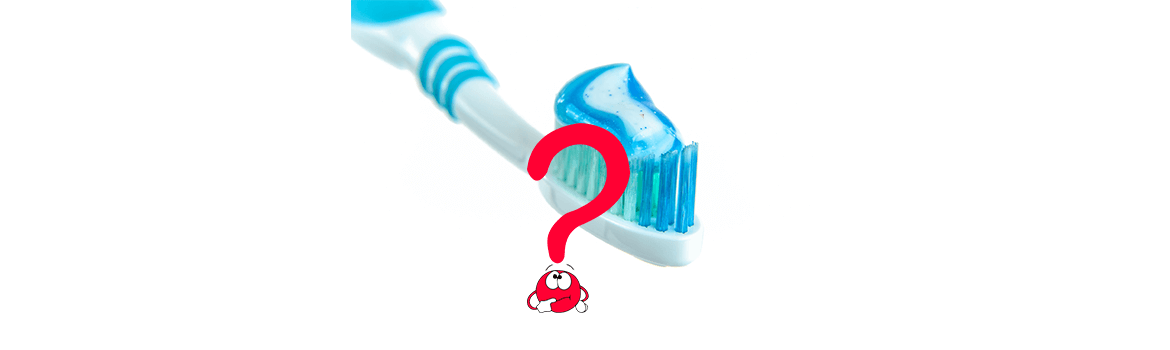 Dantų valymas be dantų pastos