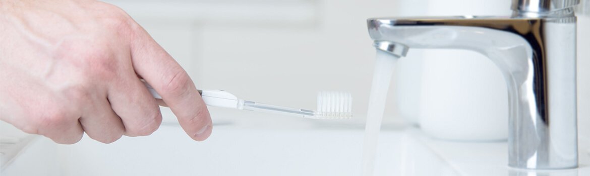 Kaip teisingai naudotis IONICKISS dantų šepetėliu